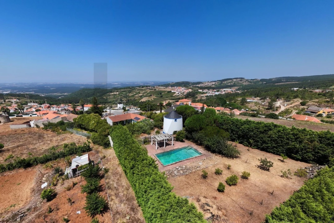 Moradia T3 para Venda em Maxial e Monte Redondo Foto 56