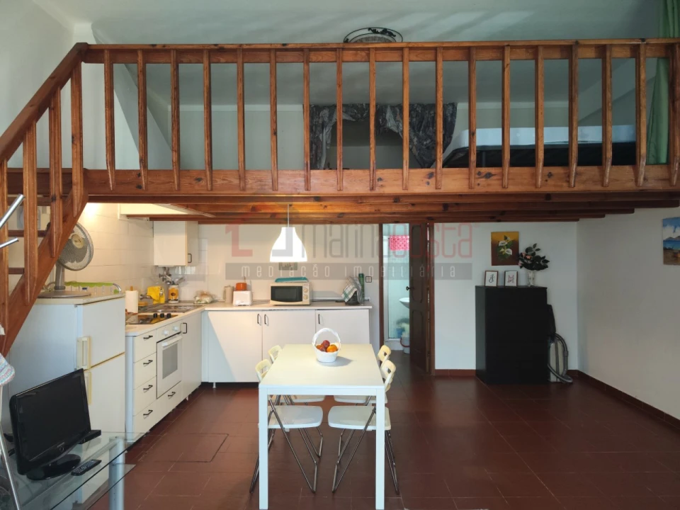 Garagem para Venda em Peniche Foto 2