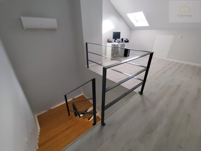 Moradia T3 para Venda em Arrifes Foto 29