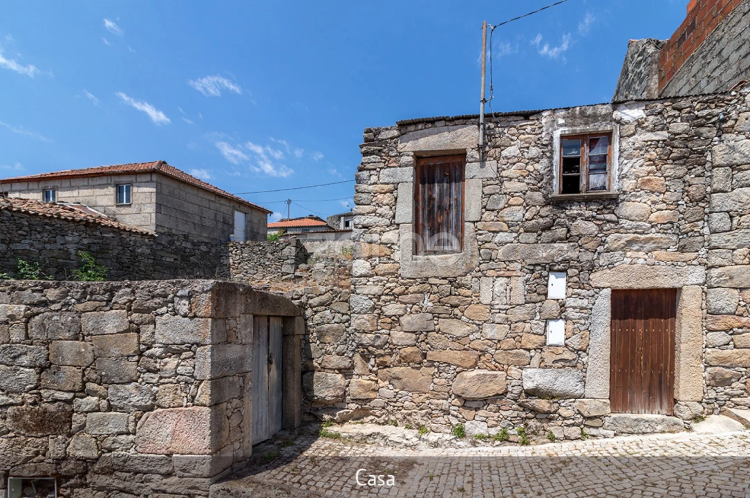 Moradia T3 para Venda em Lousa Foto 3