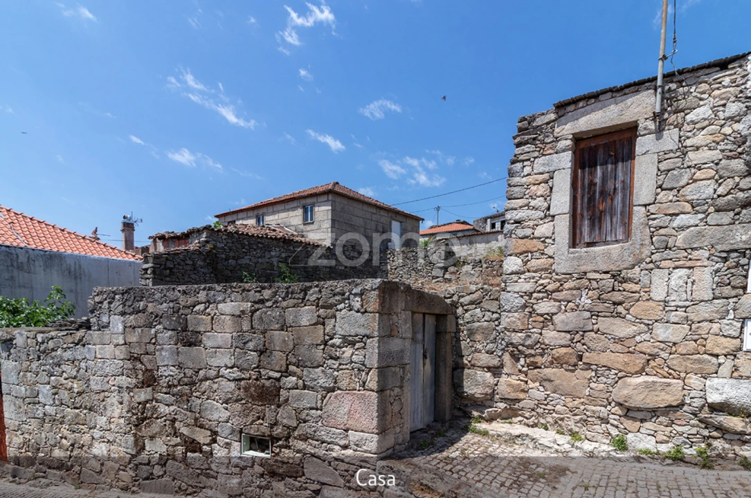 Moradia T3 para Venda em Lousa Foto 8