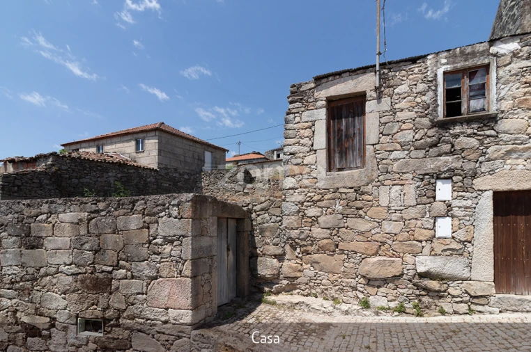 Moradia T3 para Venda em Lousa Foto 3