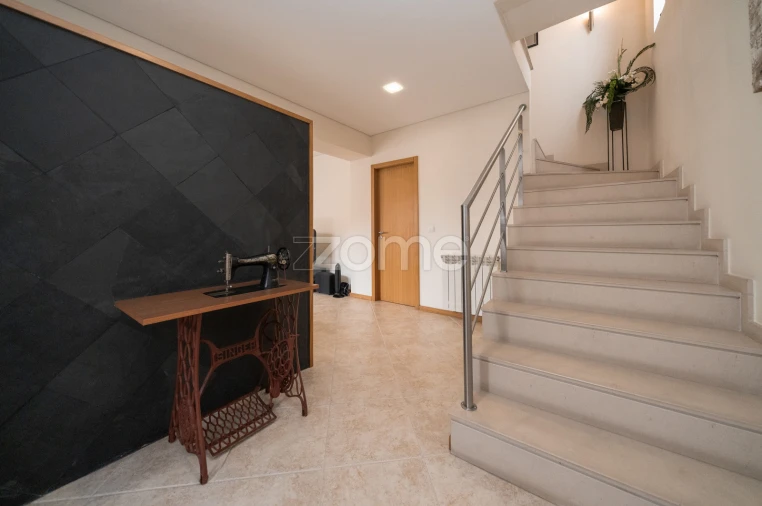 Moradia T6 para Venda em Braga (São José de São Lázaro e São João do Souto) Foto 16