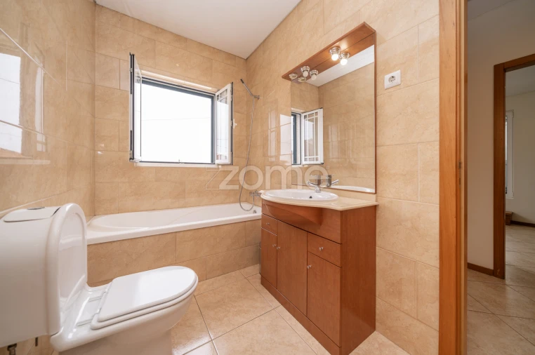 Moradia T6 para Venda em Braga (São José de São Lázaro e São João do Souto) Foto 33