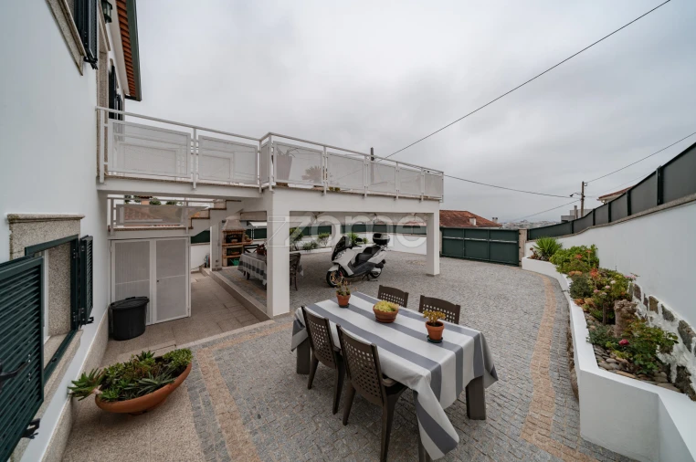 Moradia T6 para Venda em Braga (São José de São Lázaro e São João do Souto) Foto 40