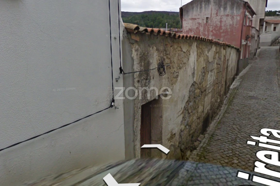 Moradia T2 para Venda em São Paio Foto 3