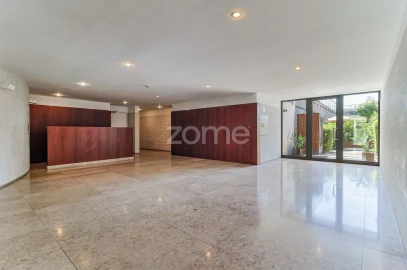Apartamento T2 para Arrendamento em Estrela