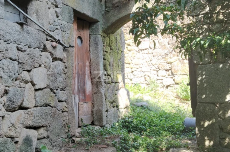 Moradia T2 para Venda em São Paio Foto 10