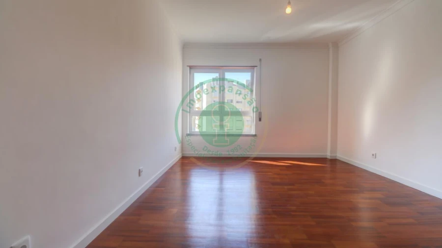 Apartamento T3 para Venda em Buarcos Foto 19