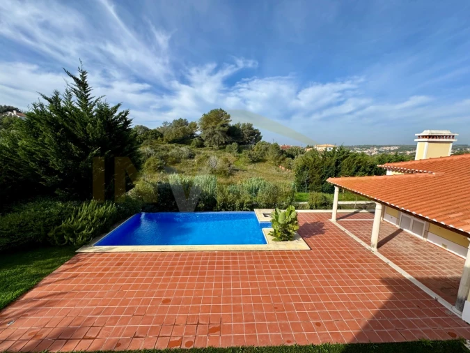 Moradia T4 para Arrendamento em Santa Maria e São Miguel, São Martinho, São Pedro Penaferrim Foto 27