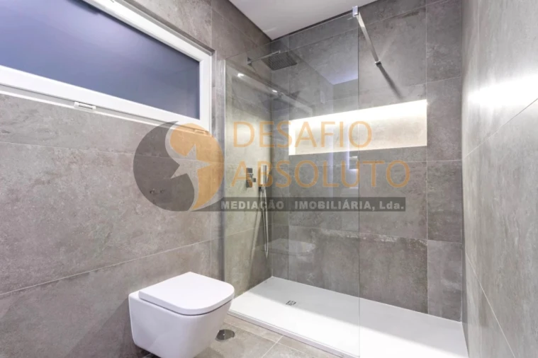 Moradia T4 para Venda em Azeitão (São Lourenço e São Simão) Foto 4