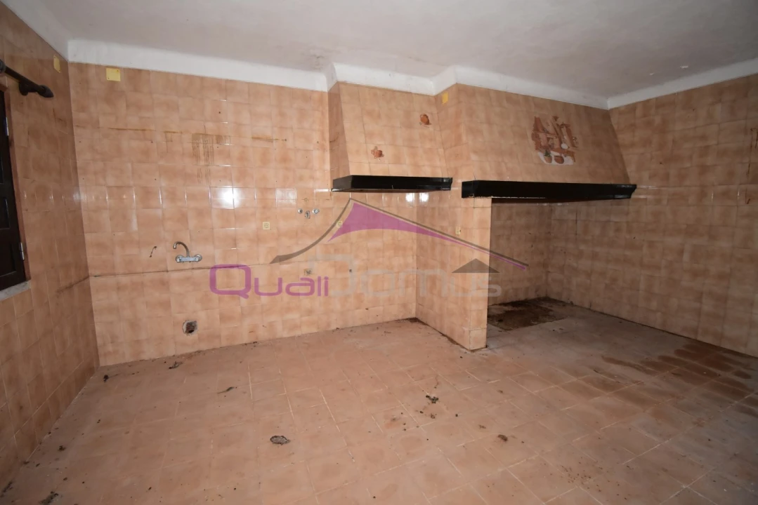 Moradia T4 para Venda em Parreira e Chouto Foto 7