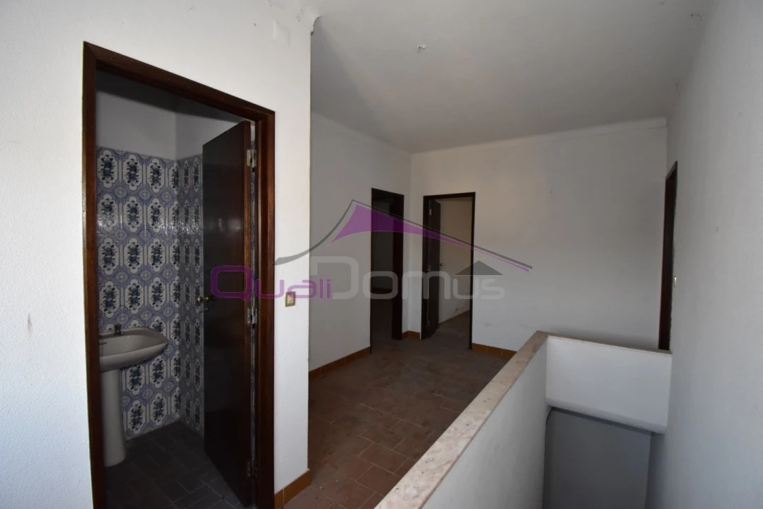 Moradia T4 para Venda em Parreira e Chouto Foto 14