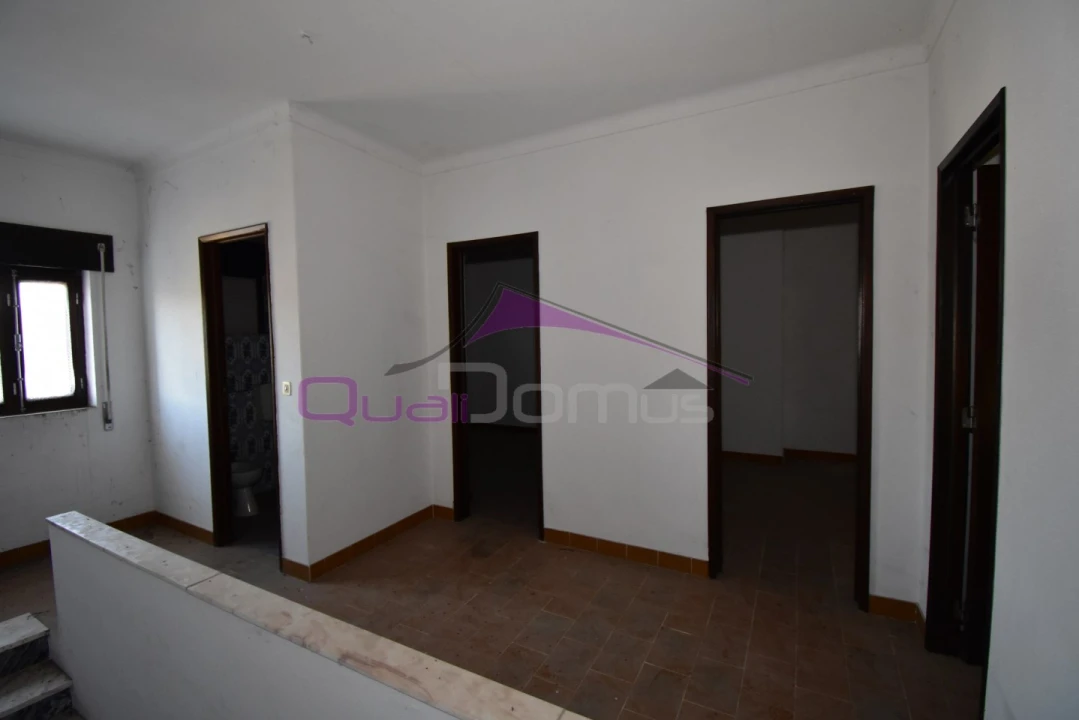 Moradia T4 para Venda em Parreira e Chouto Foto 16