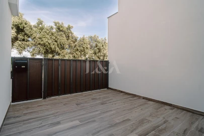 Moradia T3 para Venda em Moncarapacho e Fuseta