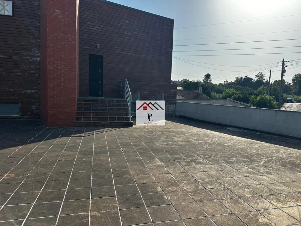 Loja para Venda em Ançã Foto 48