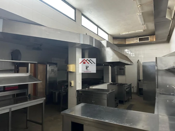 Loja para Venda em Ançã Foto 27