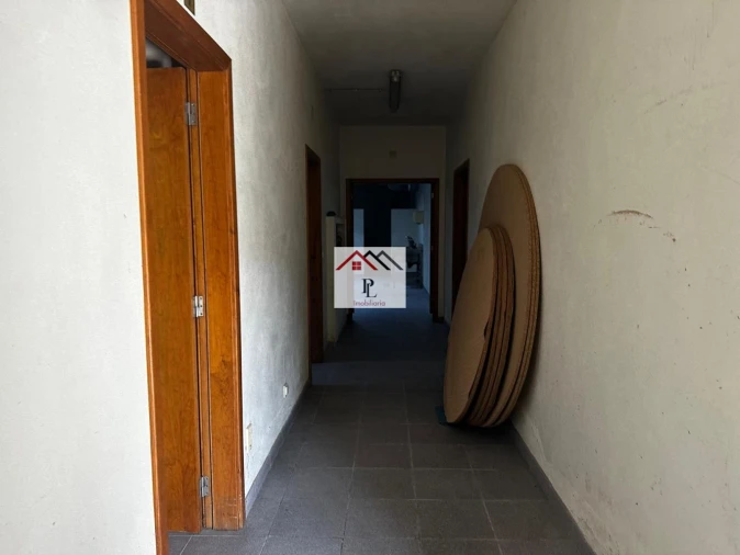 Loja para Venda em Ançã Foto 21