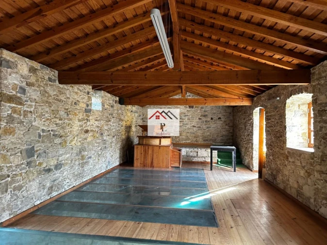 Loja para Venda em Ançã Foto 39