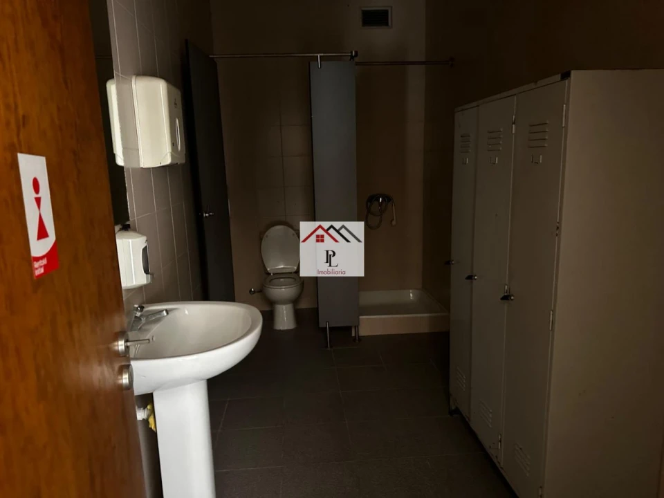 Loja para Venda em Ançã Foto 7