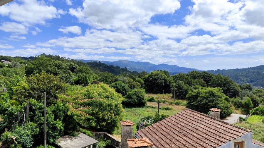 Moradia T3 para Venda em Couto de Esteves Foto 9