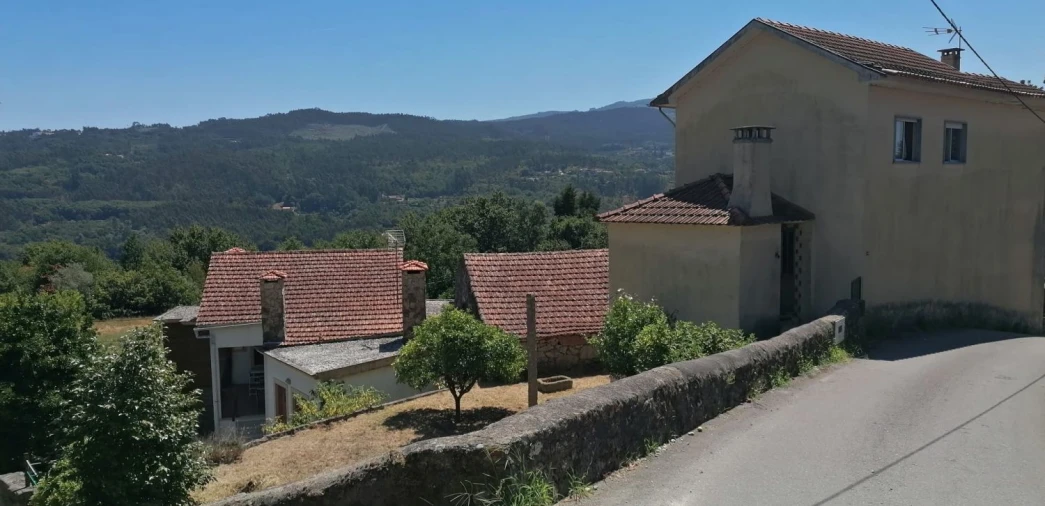 Moradia T3 para Venda em Couto de Esteves Foto 20