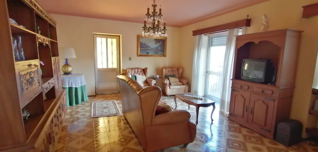 Moradia T3 para Venda em Couto de Esteves Foto 17