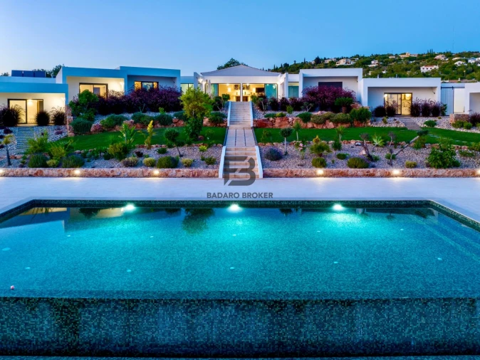 Moradia T0 para Venda em Boliqueime Foto 52