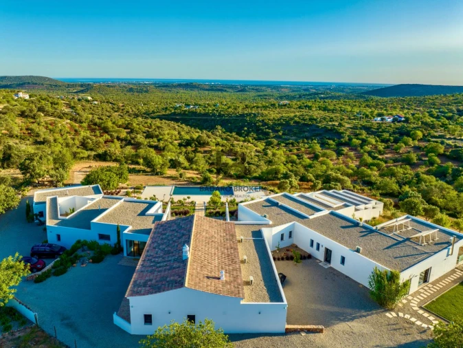 Moradia T0 para Venda em Boliqueime Foto 4