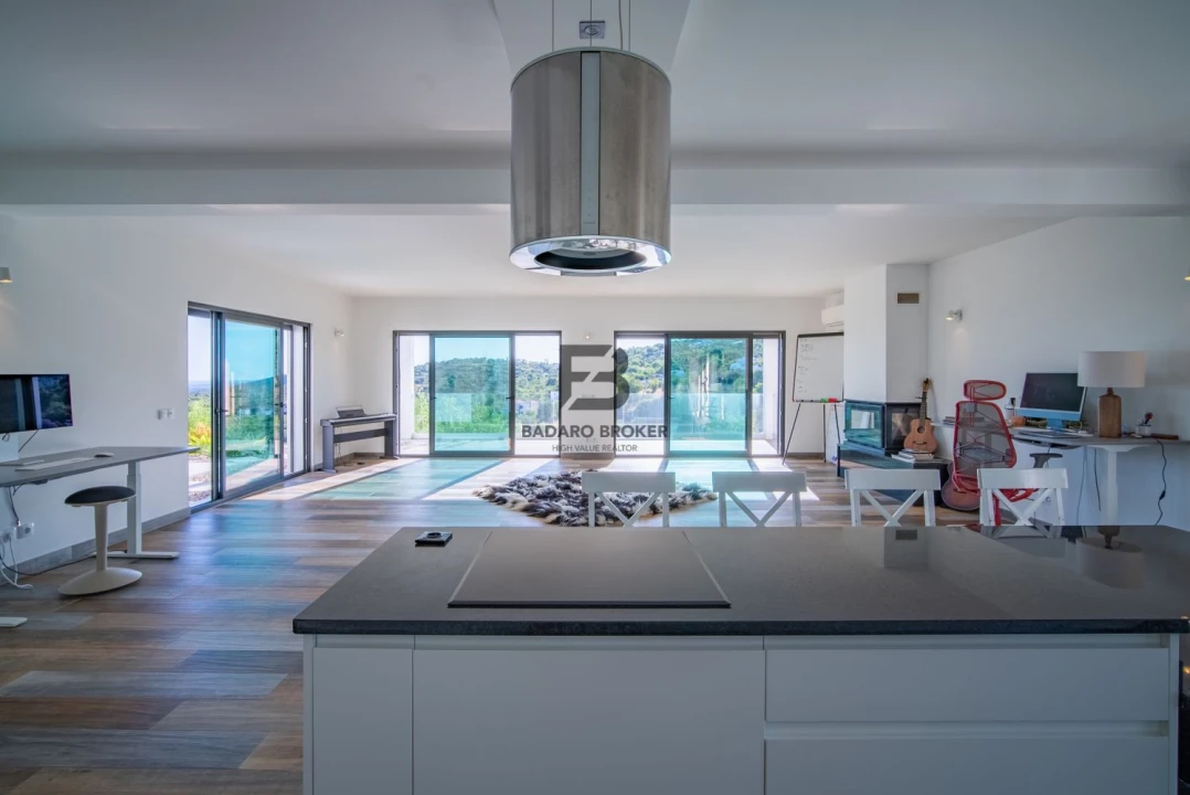 Moradia T0 para Venda em Boliqueime Foto 28