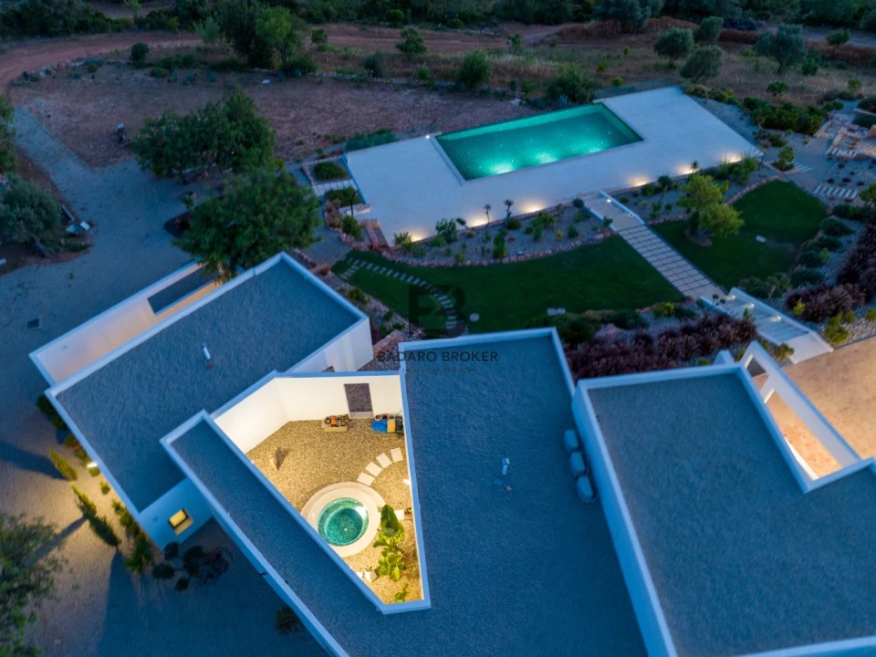 Moradia T0 para Venda em Boliqueime Foto 9