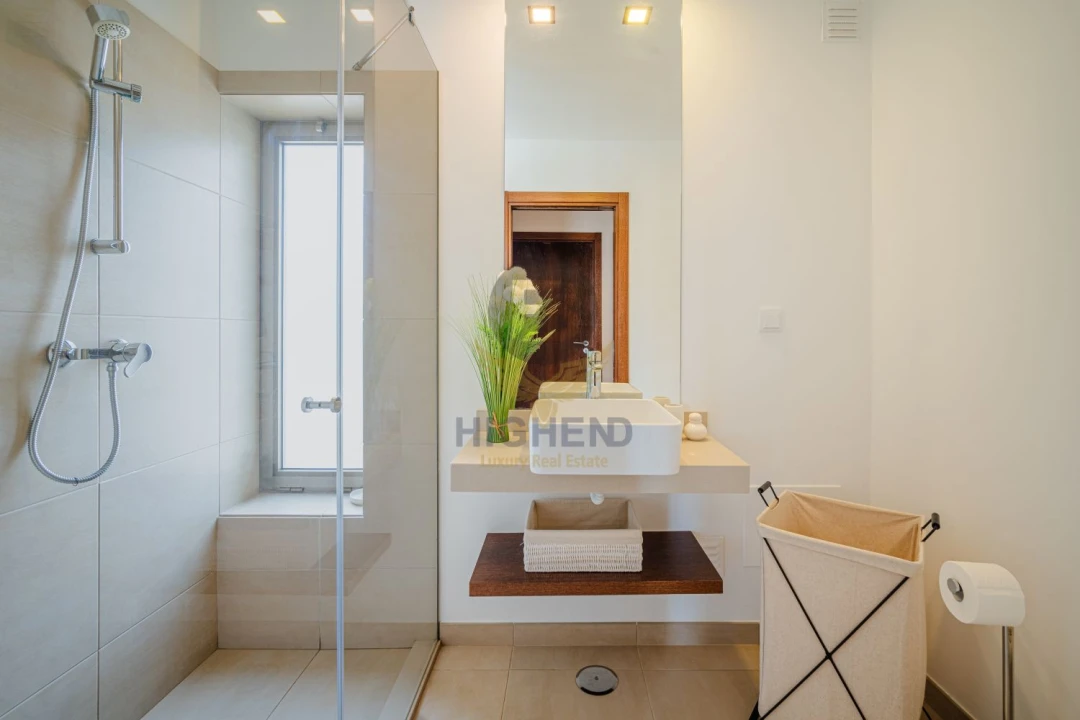 Apartamento T2 para Venda em Portimão Foto 23