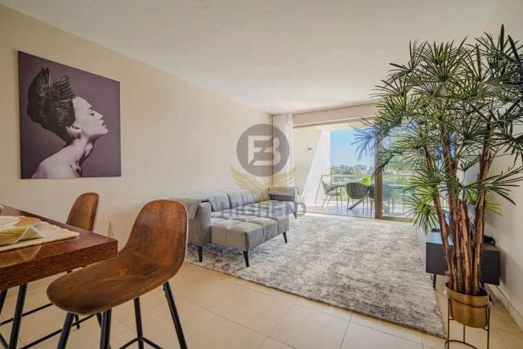 Apartamento T2 para Venda em Portimão Foto 9