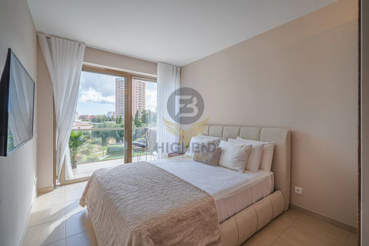 Apartamento T2 para Venda em Portimão Foto 13