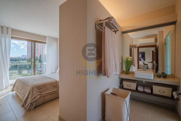 Apartamento T2 para Venda em Portimão Foto 12