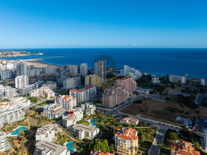 Apartamento T2 para Venda em Portimão Foto 36