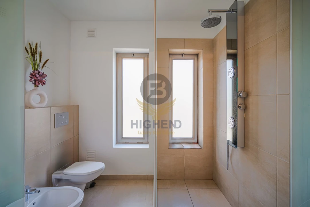 Apartamento T2 para Venda em Portimão Foto 19