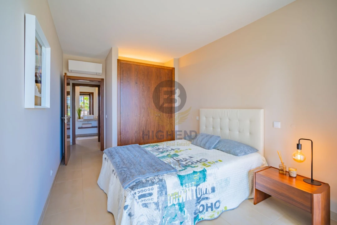 Apartamento T2 para Venda em Portimão Foto 22