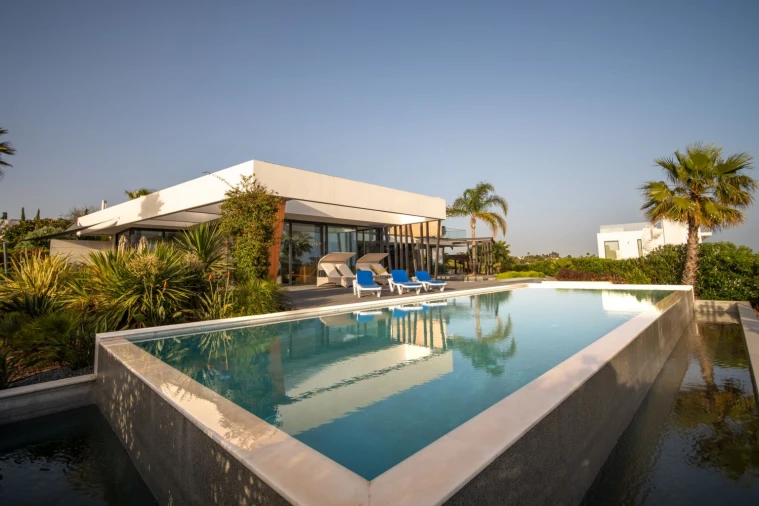 Moradia T4 para Venda em Lagoa e Carvoeiro Foto 7