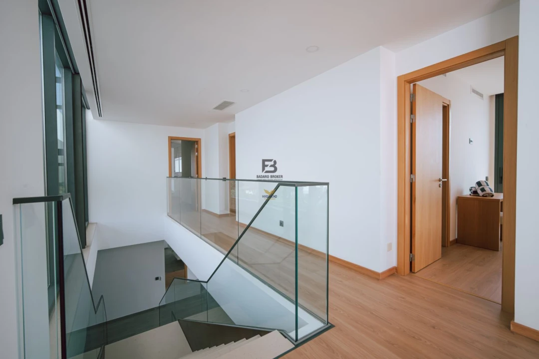 Moradia T4 para Venda em Lagoa e Carvoeiro Foto 30