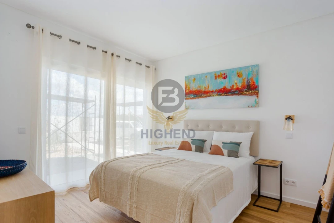 Apartamento T1 para Venda em Estômbar e Parchal Foto 14