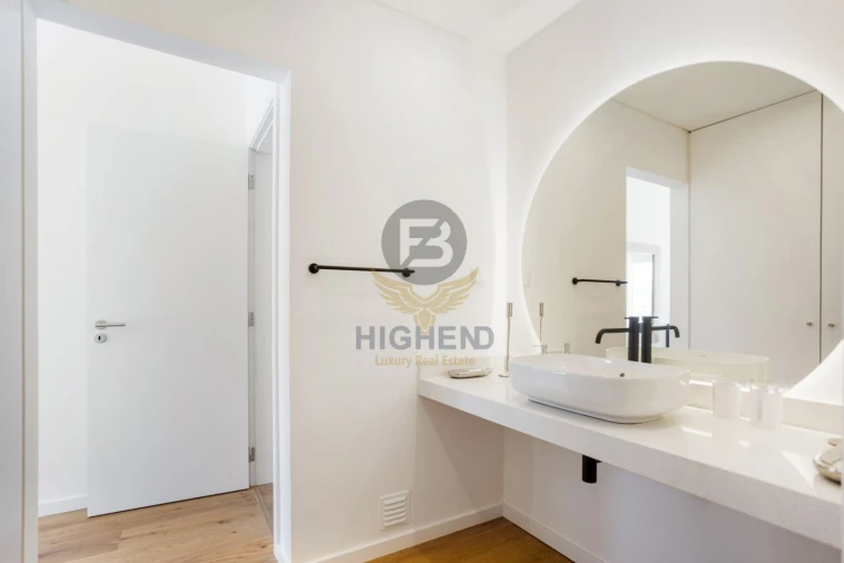 Apartamento T1 para Venda em Estômbar e Parchal Foto 19