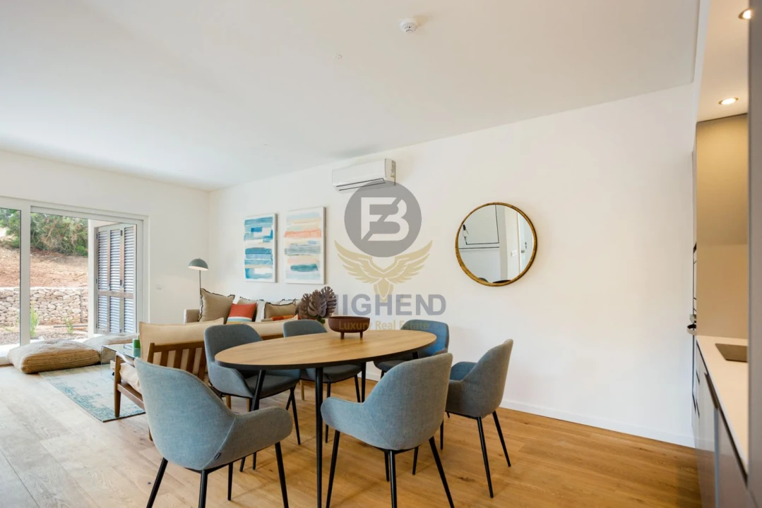 Apartamento T1 para Venda em Estômbar e Parchal Foto 3