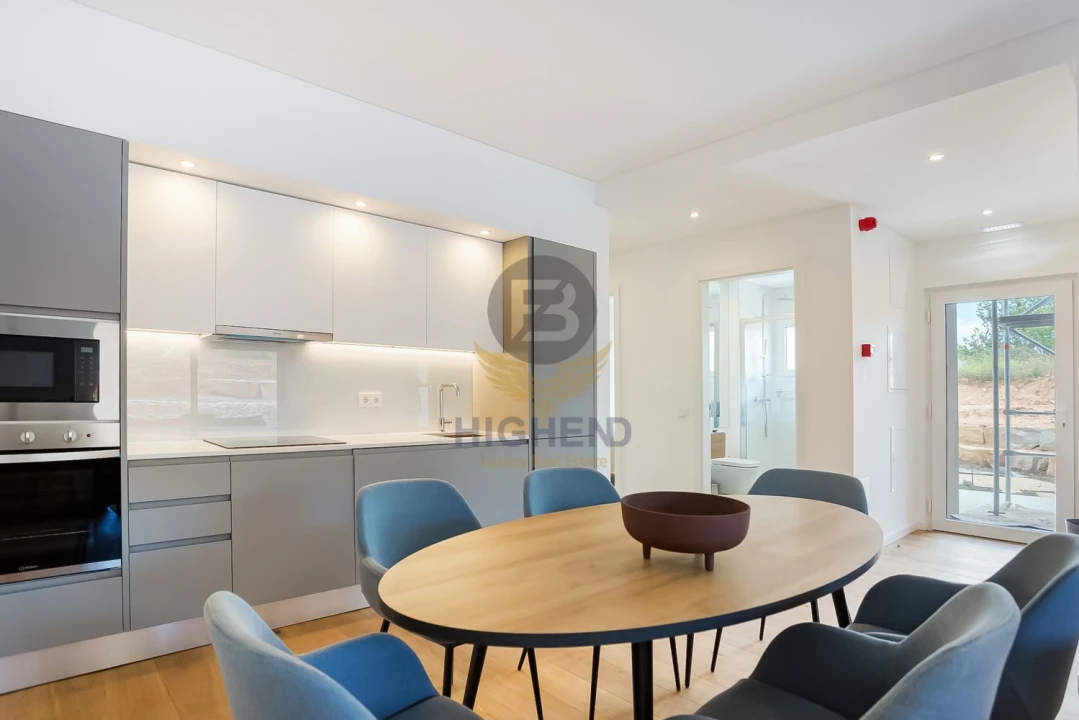 Apartamento T1 para Venda em Estômbar e Parchal Foto 10