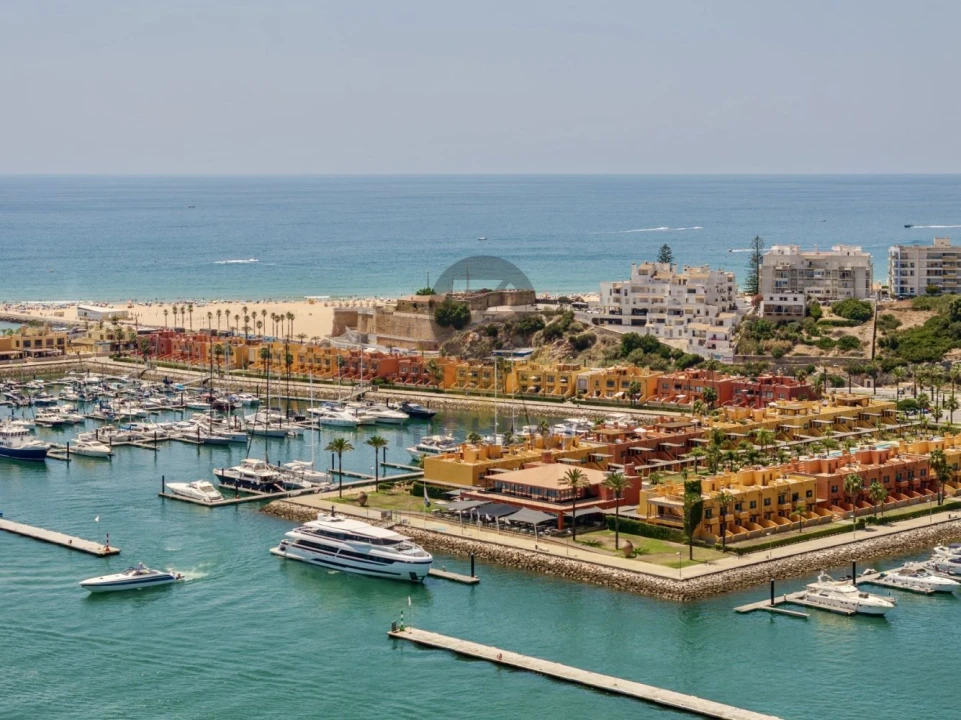 Apartamento T2 para Venda em Portimão Foto 2