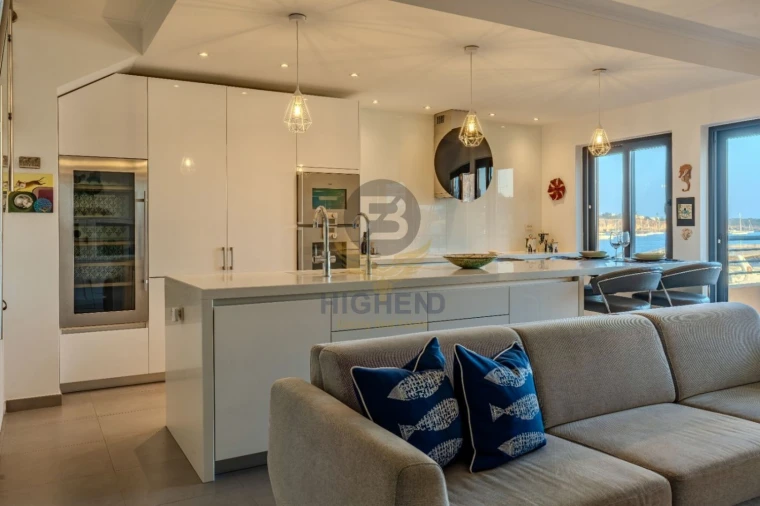 Apartamento T2 para Venda em Portimão Foto 49