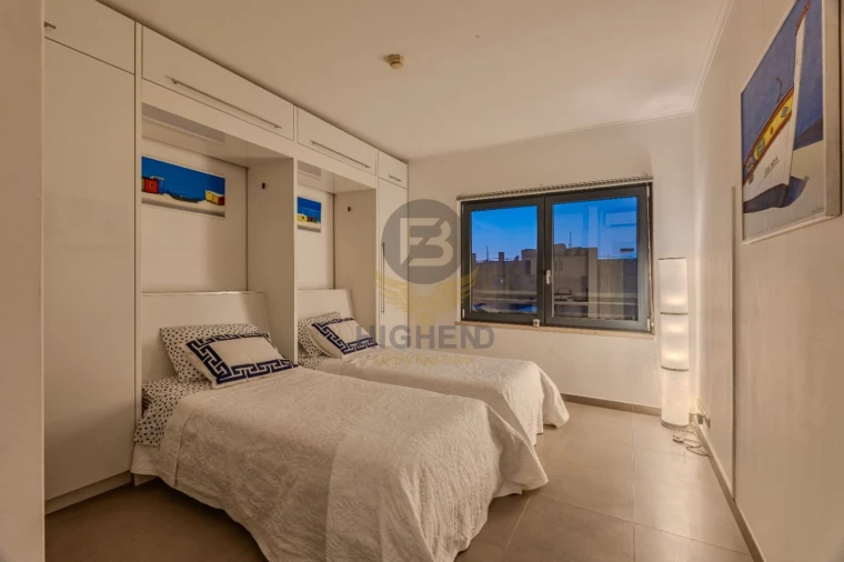 Apartamento T2 para Venda em Portimão Foto 51