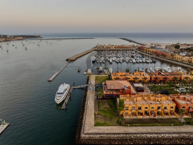 Apartamento T2 para Venda em Portimão Foto 17