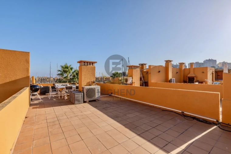 Apartamento T2 para Venda em Portimão Foto 23