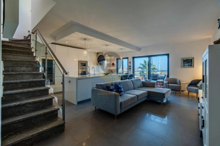 Apartamento T2 para Venda em Portimão Foto 24